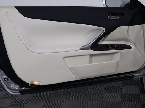 Used 2012 Lexus IS 250C RWD image 13