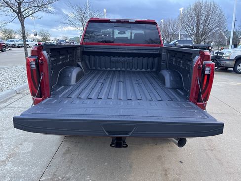 New 2026 GMC Sierra 2500 SLT w/ SLT Premium Package AWD/4WD image 15