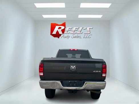 Used 2018 RAM 2500 Tradesman w/ Chrome Appearance Group AWD/4WD image 8