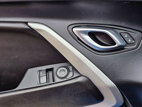 Used 2022 Chevrolet Camaro SS image 16