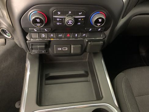 Used 2020 Chevrolet Silverado 1500 LT Trail Boss image 24