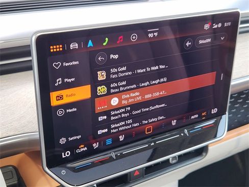 New 2025 Volkswagen ID. Buzz Pro S Plus image 17