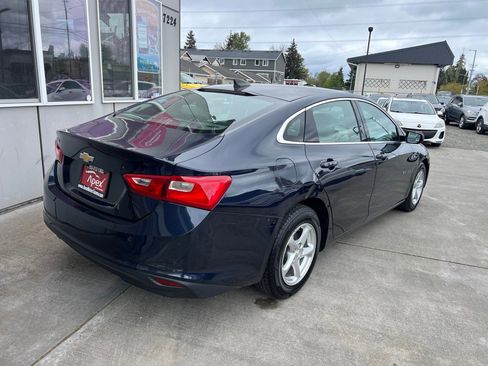 Used 2017 Chevrolet Malibu LS FWD image 7