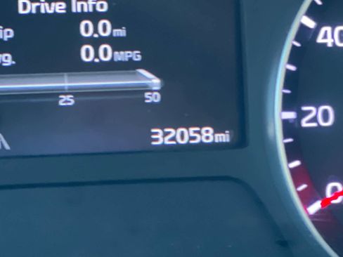 Used 2023 Kia Forte LXS image 21