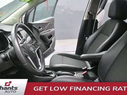 Used 2022 Buick Encore Preferred w/ Safety Package II AWD/4WD image 19