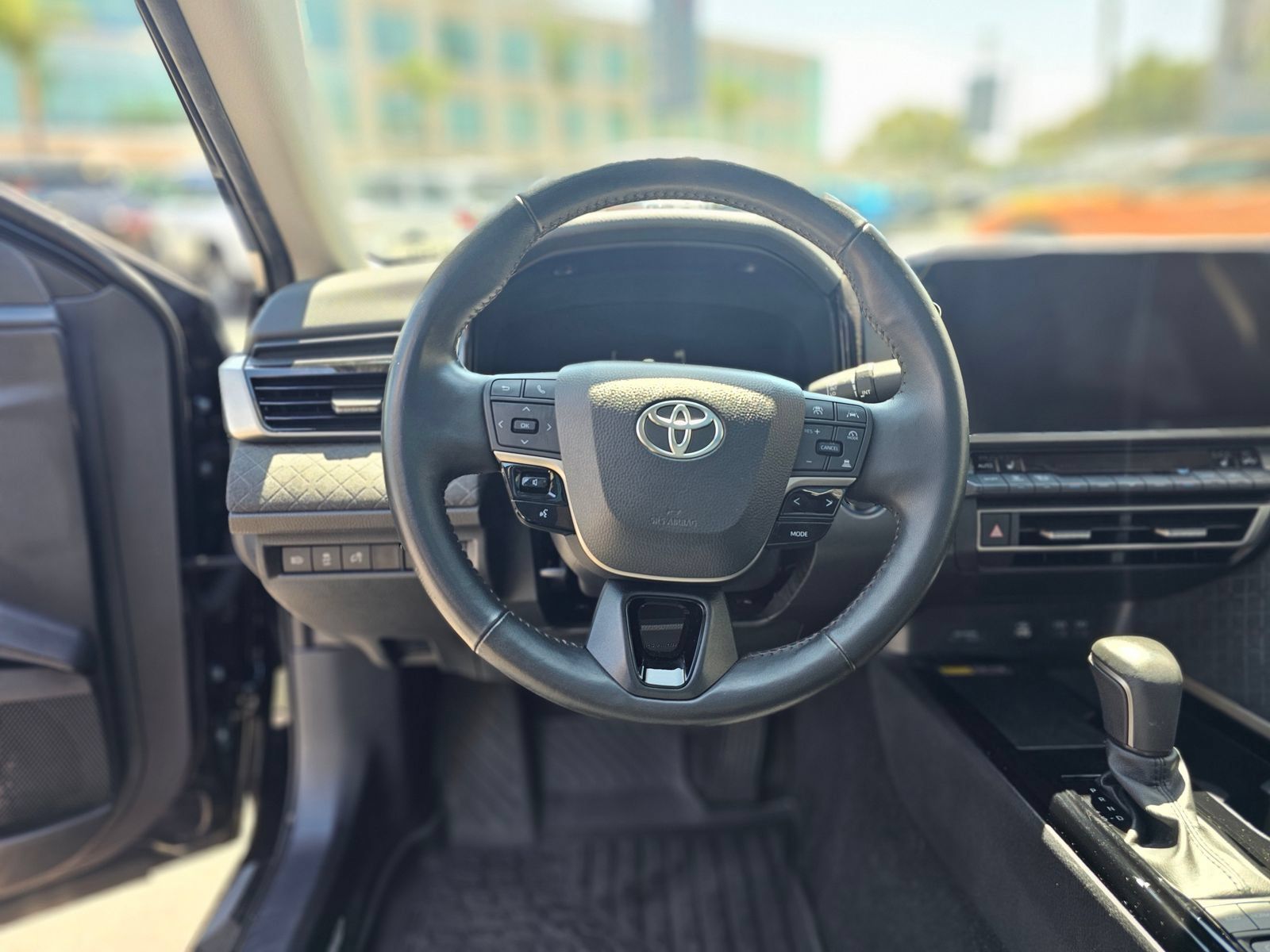 Used 2025 Toyota Camry XLE FWD image 26