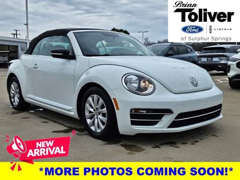 Used 2018 Volkswagen Beetle 2.0T S image 1