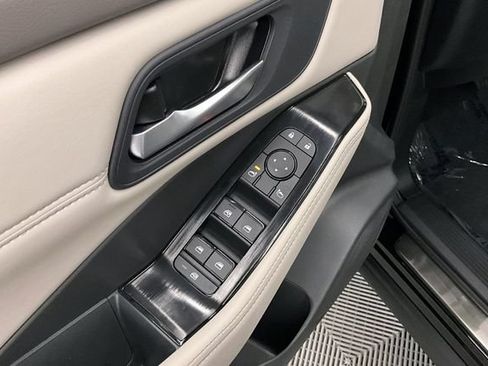 New 2026 Nissan Rogue Dark Armor FWD image 32