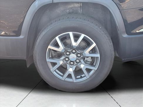 Used 2023 GMC Acadia SLE w/ Driver Convenience Package image 21