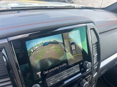 Used 2020 Nissan Titan PRO-4X AWD/4WD image 15