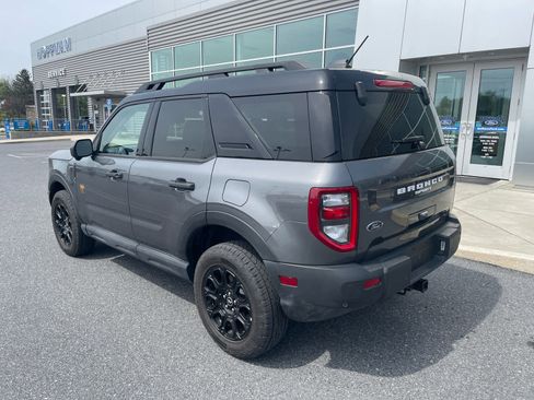 Used 2025 Ford Bronco Sport Badlands image 3