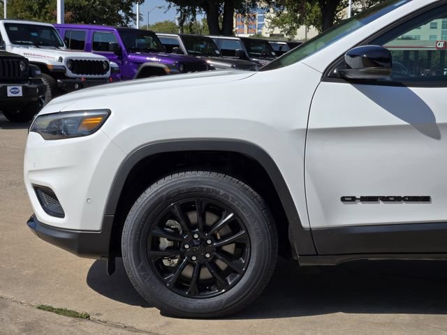 Certified 2023 Jeep Cherokee Altitude Lux AWD/4WD image 9