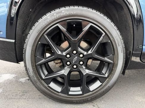 Used 2024 Chevrolet Traverse RS FWD image 9