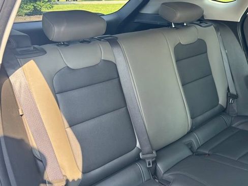 Used 2024 Chevrolet Trax ACTIV w/ Sunroof Package FWD image 31
