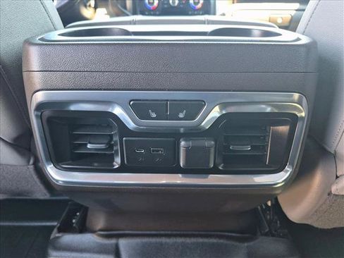 Used 2019 GMC Sierra 1500 SLT w/ SLT Premium Plus Package AWD/4WD image 24