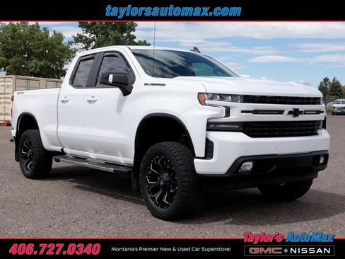 Used 2021 Chevrolet Silverado 1500 RST w/ Convenience Package II AWD/4WD image 2