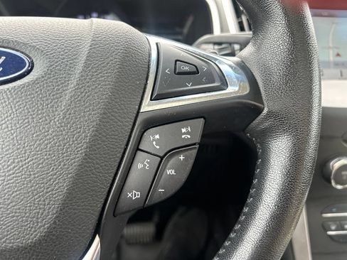 Used 2018 Ford Edge SEL w/ Equipment Group 201A AWD/4WD image 20