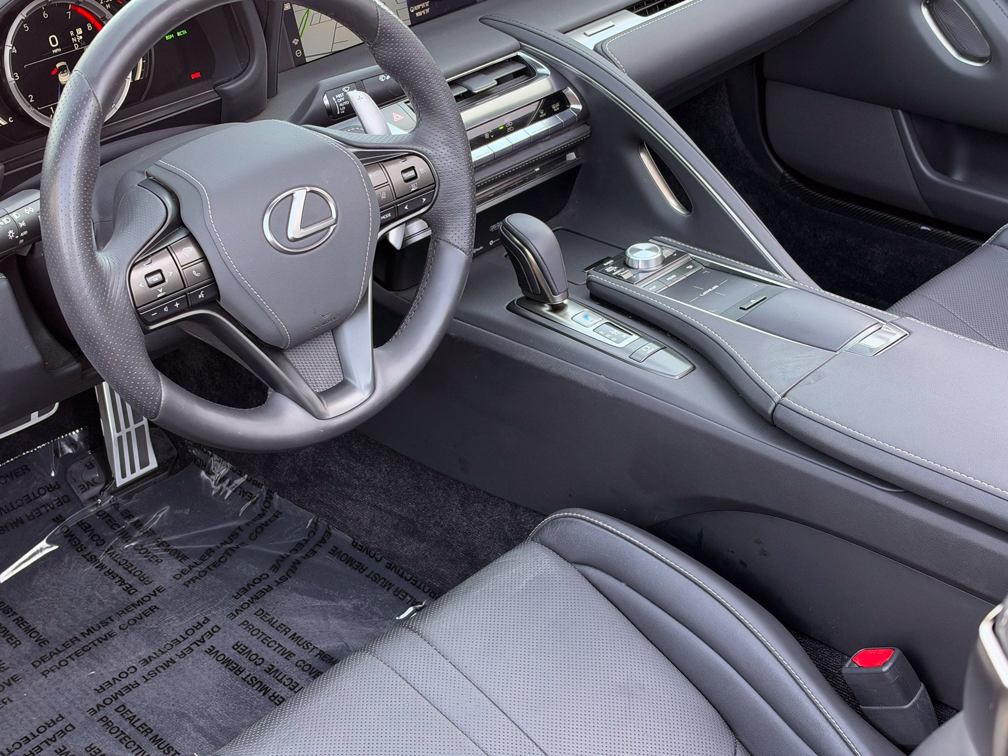 Used 2023 Lexus LC 500 Convertible RWD image 2
