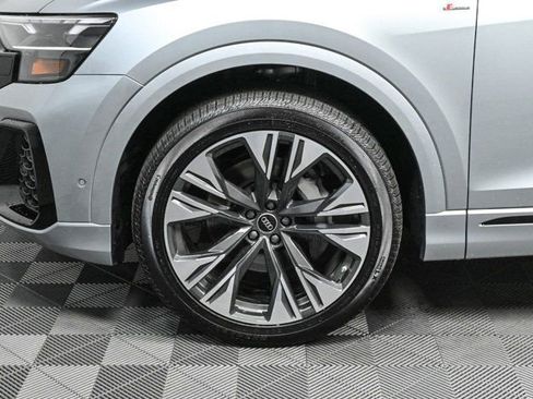 New 2025 Audi Q8 Premium Plus image 28