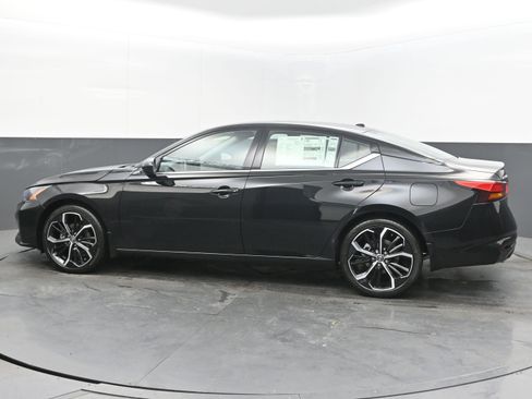New 2026 Nissan Altima 2.5 SR FWD image 5