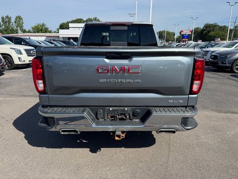 Used 2019 GMC Sierra 1500 SLE w/ X31 Off-Road Package AWD/4WD image 4
