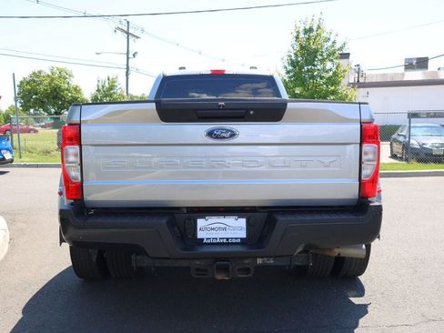 Used 2022 Ford F350 XL AWD/4WD image 4