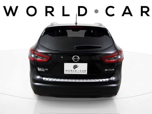 Certified 2022 Nissan Rogue Sport SV w/ Technology Package image 6