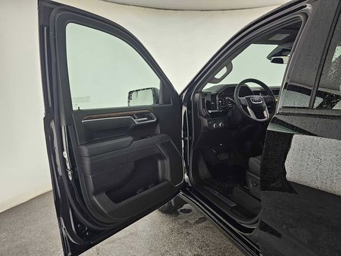 New 2026 GMC Sierra 1500 Elevation image 22