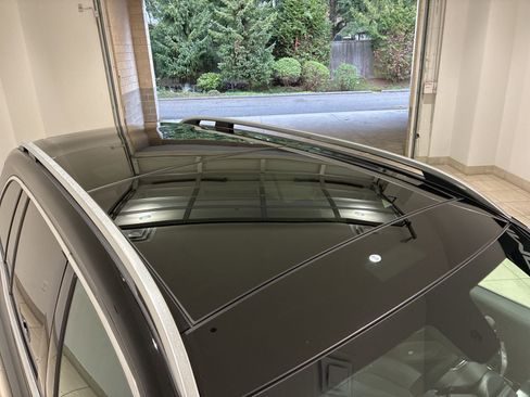 Used 2023 Mercedes-Benz GLB 250 4MATIC image 29