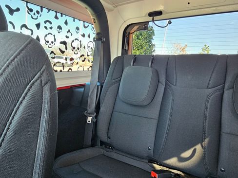 Used 2021 Jeep Wrangler Willys image 23