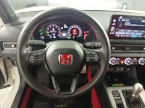 Used 2025 Honda Civic Type R image 13