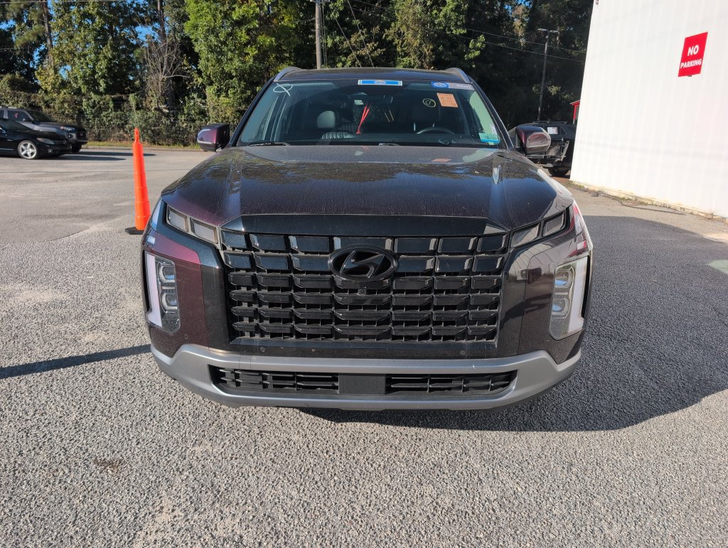 Used 2024 Hyundai Palisade Limited FWD image 3