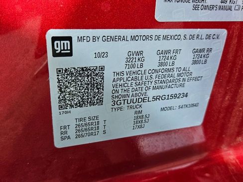 Used 2024 GMC Sierra 1500 SLT w/ SLT Convenience Package image 4