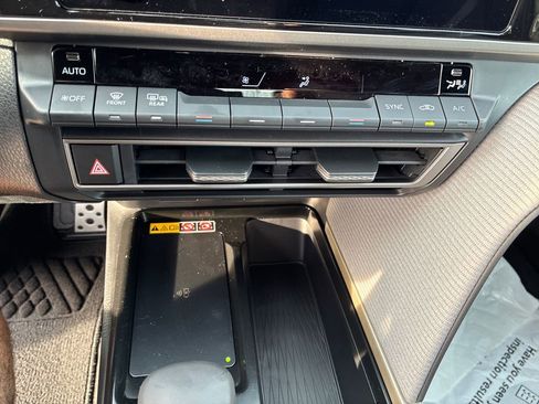 New 2026 Toyota Camry SE image 24