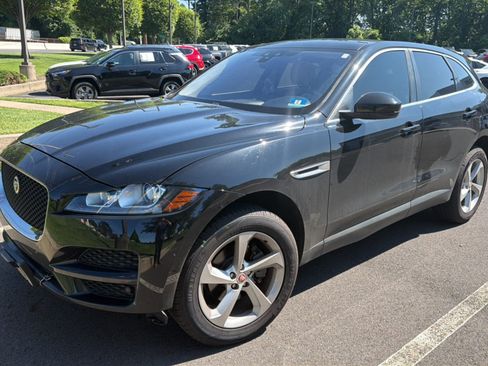 Used 2020 Jaguar F-PACE Premium AWD/4WD image 4