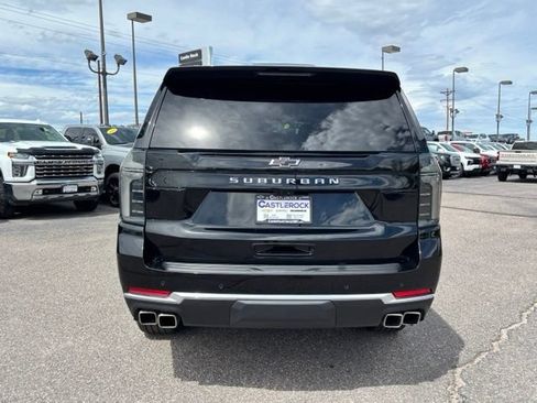 Certified 2025 Chevrolet Suburban High Country AWD/4WD image 4