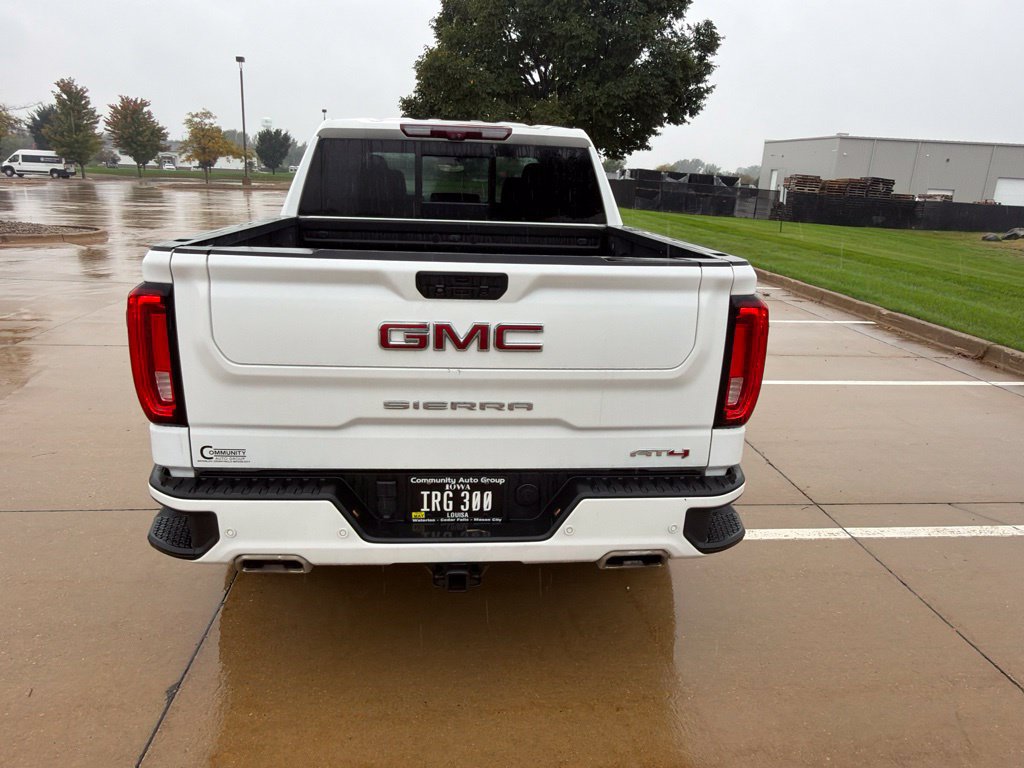 Used 2022 GMC Sierra 1500 AT4 w/ AT4 Premium Package AWD/4WD image 5
