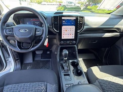 Used 2025 Ford Ranger XLT w/ FX4 Off-Road Package AWD/4WD image 19