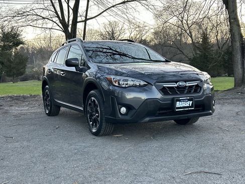 Certified 2023 Subaru Crosstrek 2.0i Premium image 1