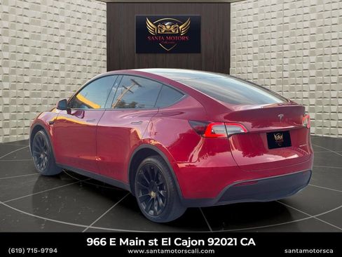 Used 2023 Tesla Model Y Long Range AWD/4WD image 5