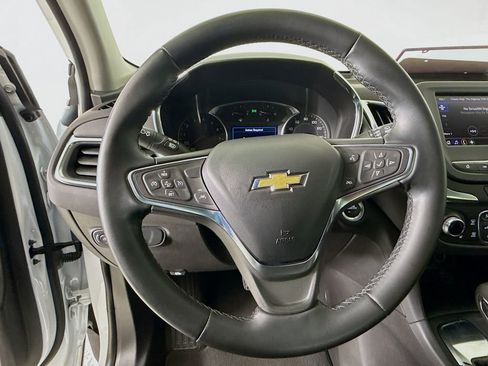 Used 2024 Chevrolet Equinox LT image 11