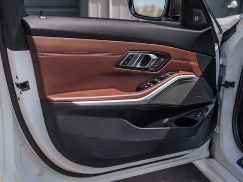 Used 2020 BMW M340i w/ Premium Package image 9