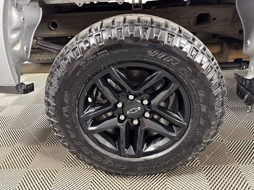 Certified 2020 Chevrolet Silverado 1500 Custom Trail Boss w/ Custom Convenience Package AWD/4WD image 20