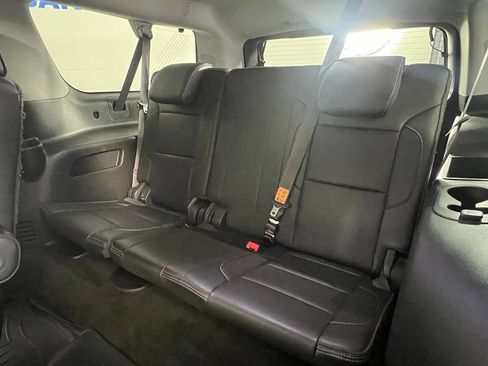 Used 2017 GMC Yukon XL Denali w/ Open Road Package AWD/4WD image 19