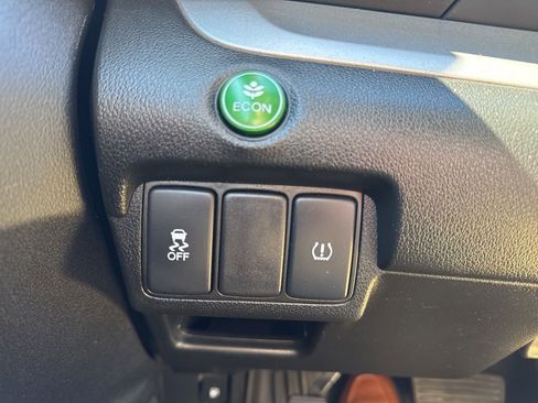 Used 2014 Honda CR-V LX image 20