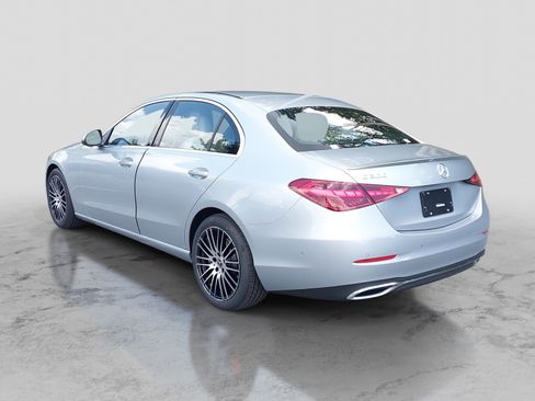 Used 2025 Mercedes-Benz C 300 Sedan image 8