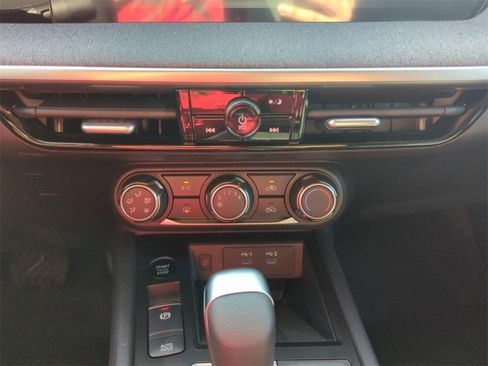 New 2025 Nissan Kicks SV image 13