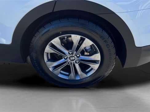 Used 2014 Hyundai Santa Fe Sport w/ Popular Equipment Package 02 image 21