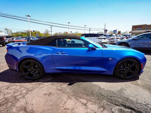 Used 2018 Chevrolet Camaro SS RWD image 14