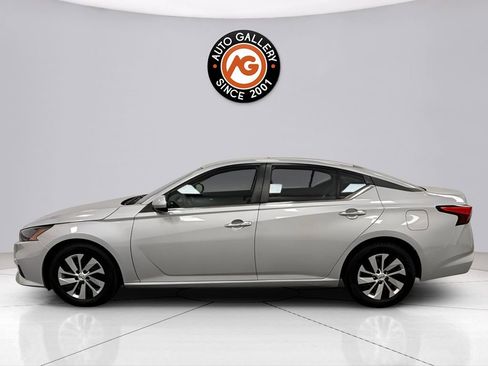 Used 2022 Nissan Altima 2.5 S FWD image 7